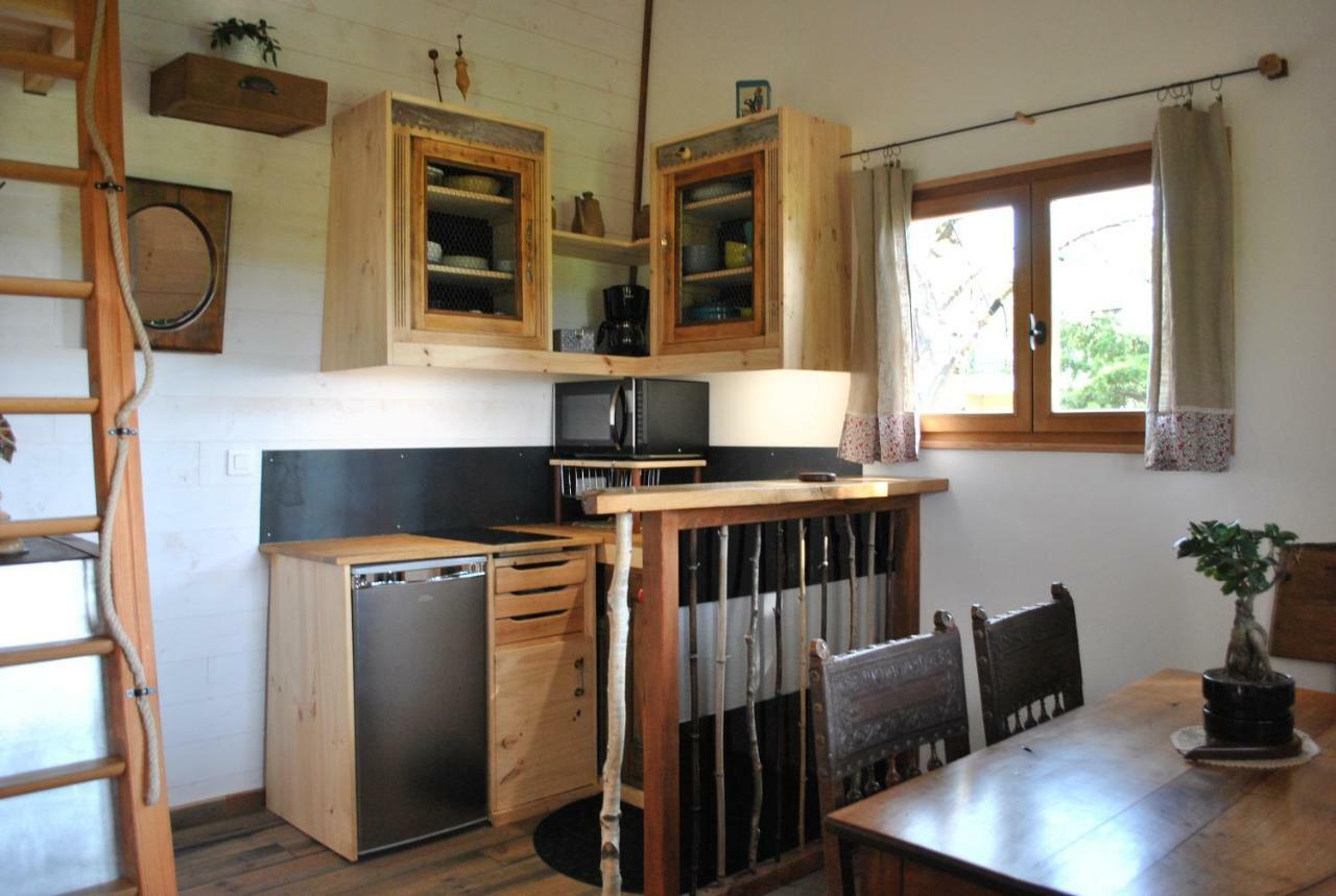L'Etournelle - Cabane Perchee Chaussan Buitenkant foto